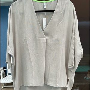 Women’s Easy Breezy Oversized Top in Nude